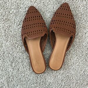 Universal Thread slides